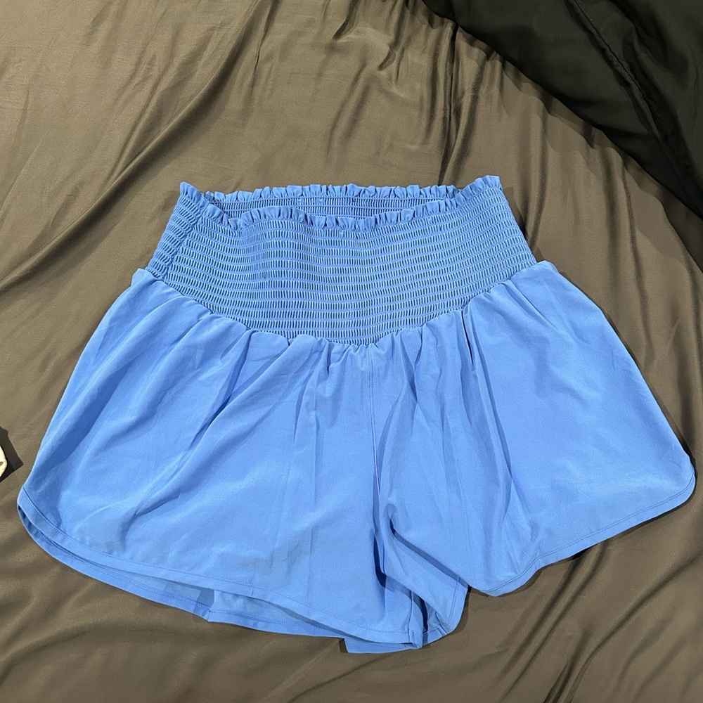 NWOT- Aerie Offline Smocked Shorts